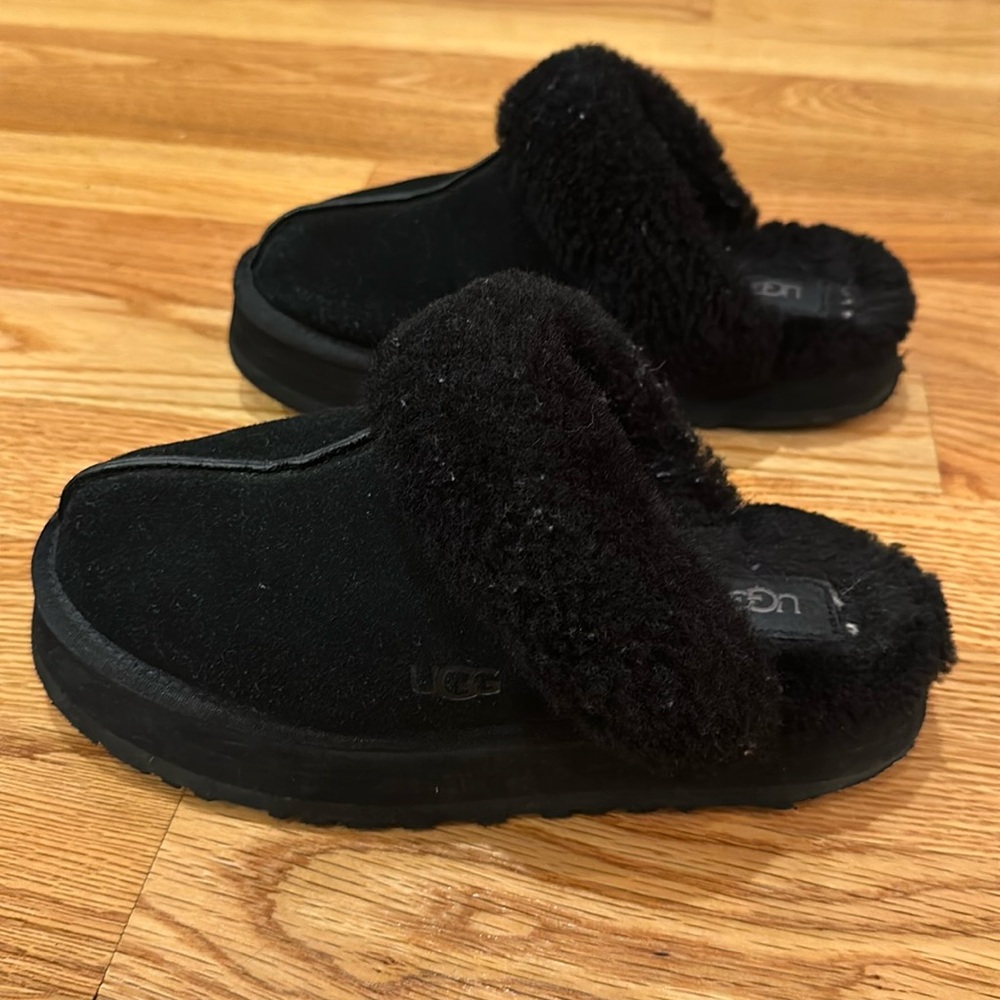 UGG Women's Disquette Black